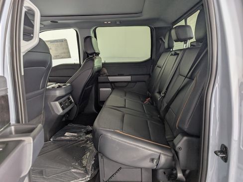 New 2025 Ford F350 Lariat w/ Lariat Ultimate Package image 11