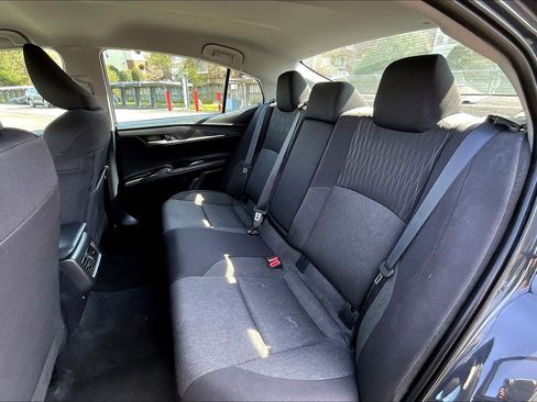 Used 2025 Toyota Camry LE image 24