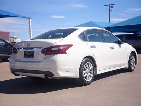 Used 2018 Nissan Altima 2.5 S w/ S Convenience Package image 4