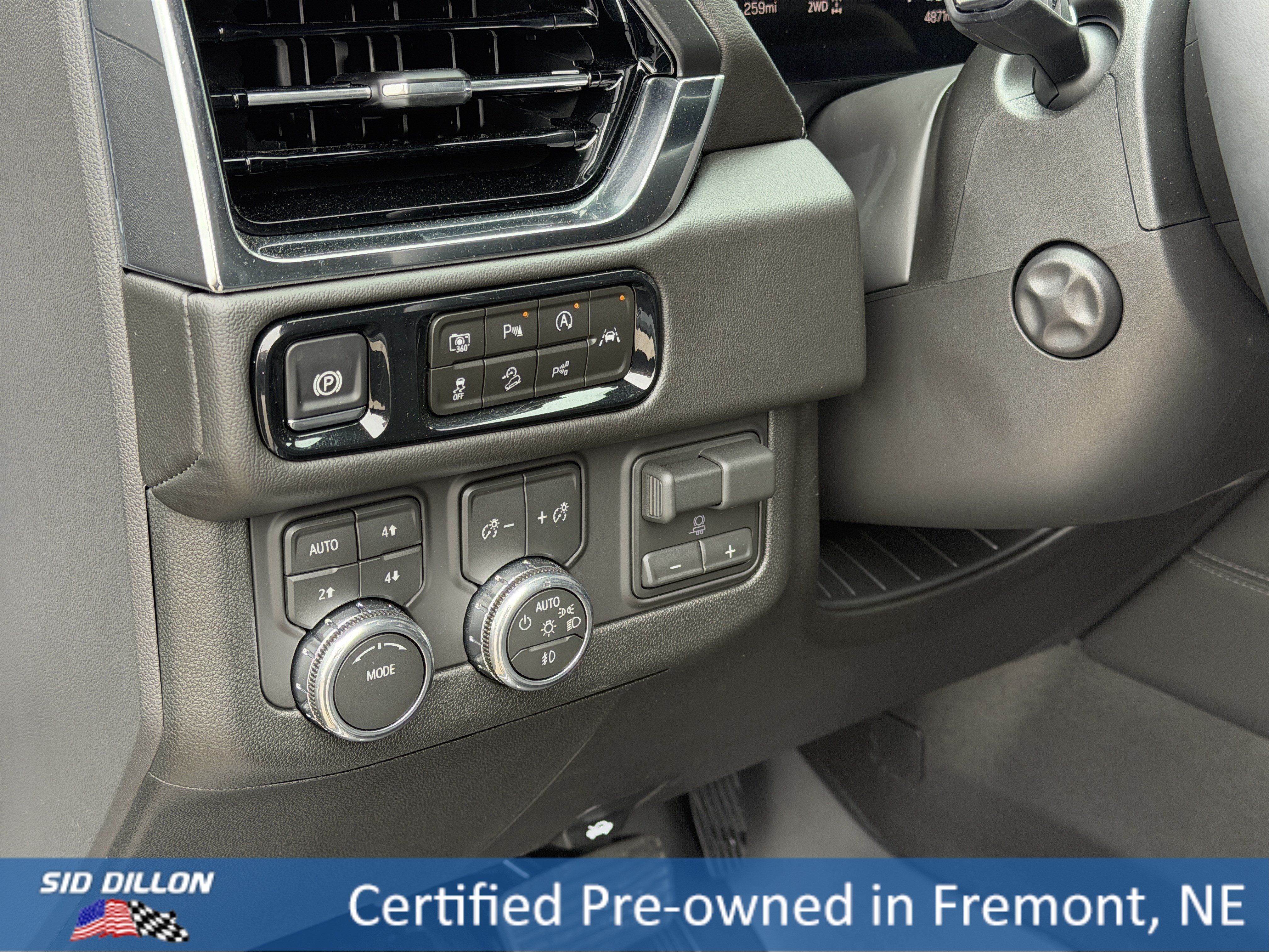 Certified 2026 GMC Yukon Denali w/ Denali Reserve Package AWD/4WD image 14