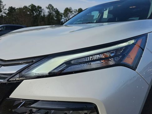 New 2026 Nissan Rogue SV FWD image 34