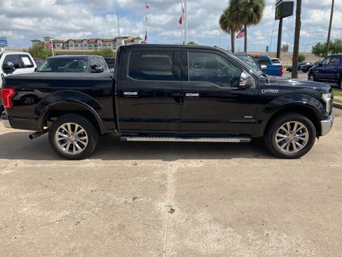 Used 2016 Ford F150 Lariat w/ Equipment Group 502A Luxury AWD/4WD image 2