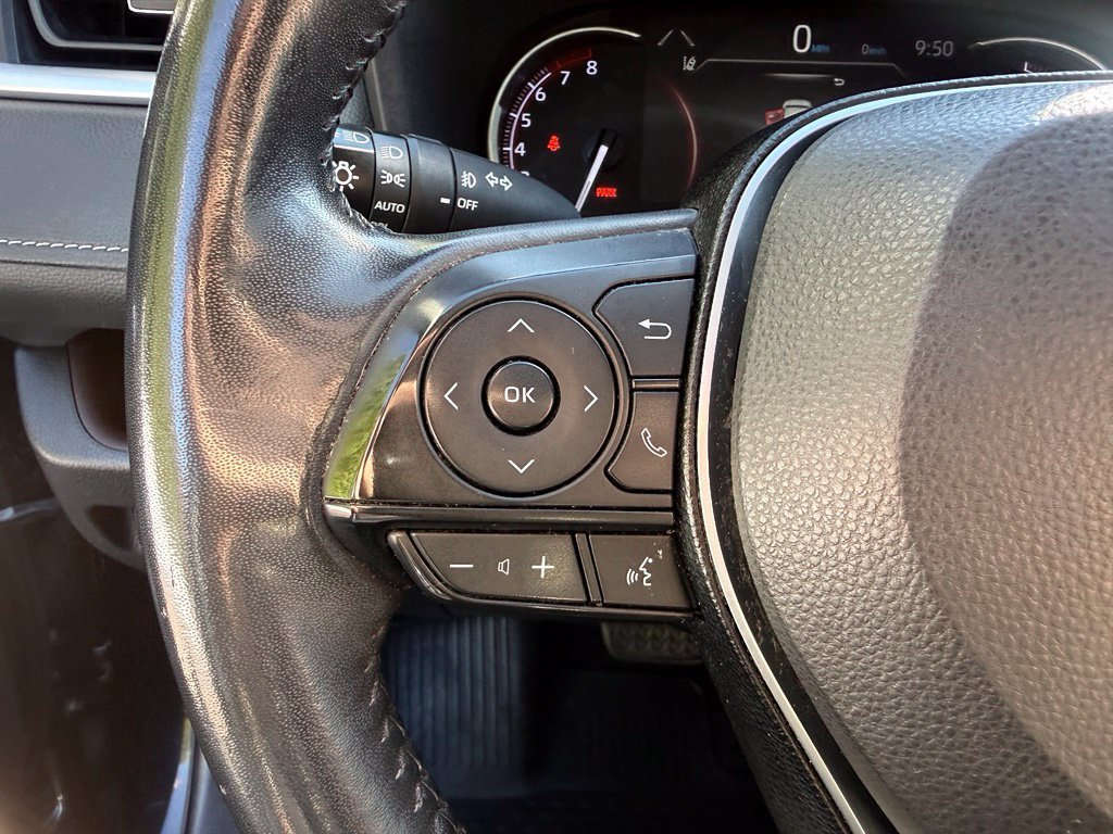 Certified 2019 Toyota RAV4 Limited w/ Advanced Technology Package AWD/4WD image 28