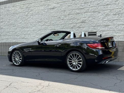 Used 2019 Mercedes-Benz SLC 300 w/ Premium Package image 2