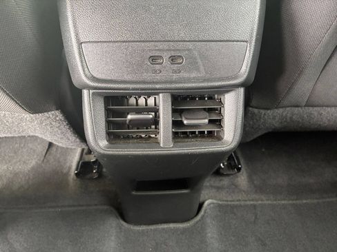 Used 2025 Chevrolet Equinox LT FWD image 25