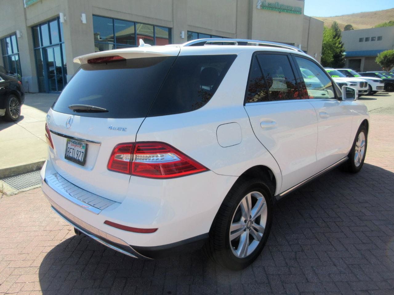 Used 2015 Mercedes-Benz ML 350 4MATIC image 3