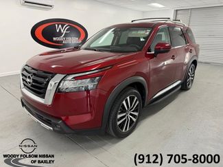 Used 2023 Nissan Pathfinder Platinum video 1