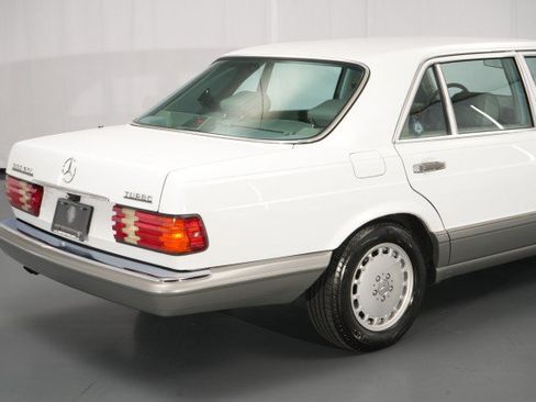 Used 1987 Mercedes-Benz 300 SDL image 16