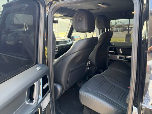 Used 2025 Mercedes-Benz G 550 image 16
