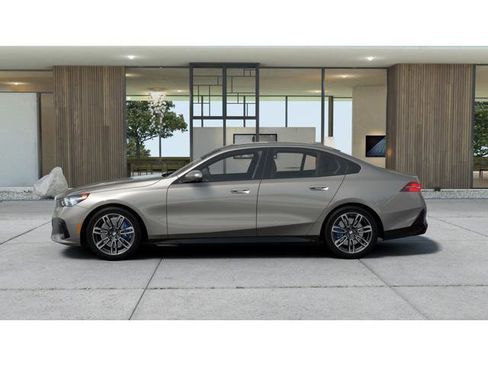 New 2026 BMW 530i w/ M Sport Package image 4