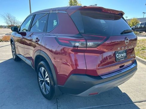 Used 2023 Nissan Rogue SV AWD/4WD image 3