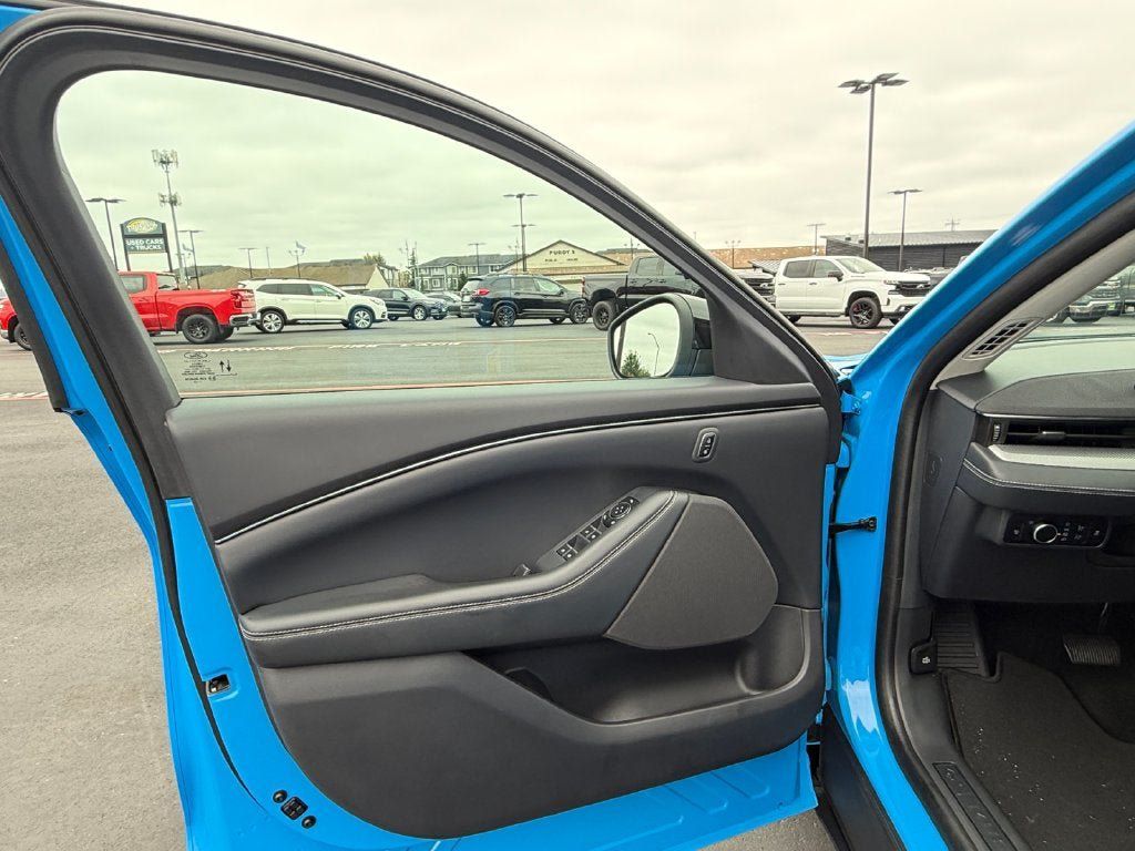 Used 2023 Ford Mustang Mach-E Select RWD image 20