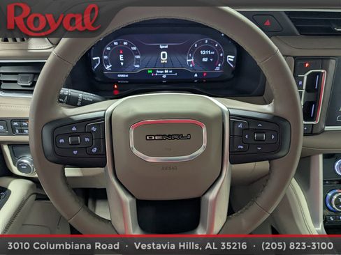 Used 2024 GMC Yukon XL Denali image 23