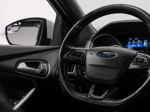 Used 2017 Ford Focus ST FWD image 23