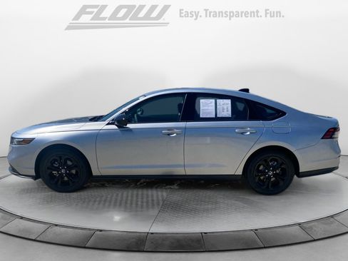 Used 2025 Honda Accord SE image 5