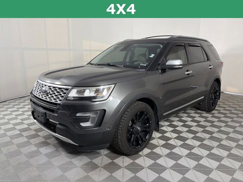 Certified 2017 Ford Explorer Platinum image 3