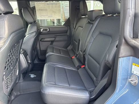 New 2025 Ford Bronco Badlands w/ Sasquatch Package AWD/4WD image 43