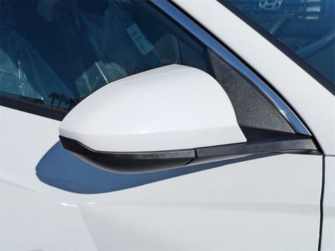 New 2026 Hyundai Tucson SE image 11