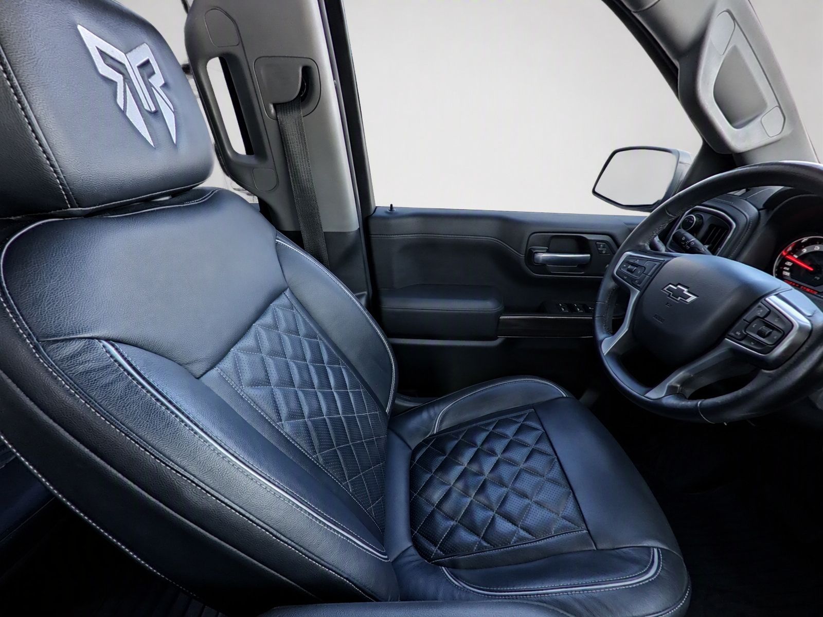 Used 2021 Chevrolet Silverado 1500 RST w/ All Star Edition Plus AWD/4WD image 15