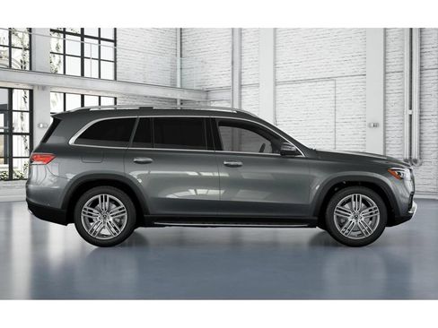 Certified 2026 Mercedes-Benz GLS 450 4MATIC image 16