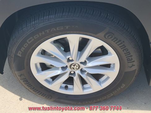 Certified 2023 Toyota Corolla Cross LE w/ Black Badges Package (TMS) AWD/4WD image 9