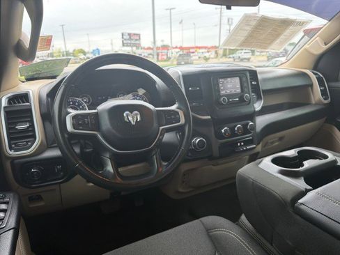Used 2021 RAM 1500 Big Horn AWD/4WD image 17
