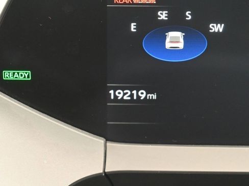 Used 2023 Toyota Prius Limited image 13