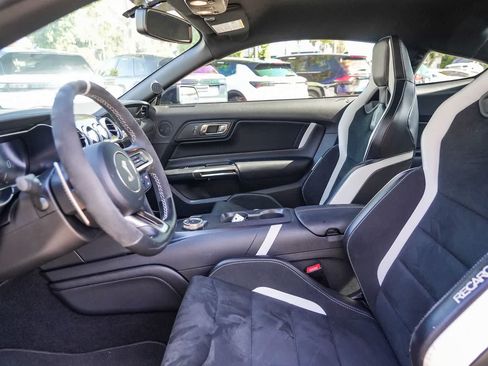 Used 2020 Ford Mustang Shelby GT500 w/ Technology Package RWD image 19