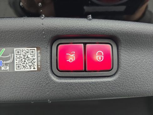 New 2026 Mercedes-Benz C 43 AMG 4MATIC Sedan image 13