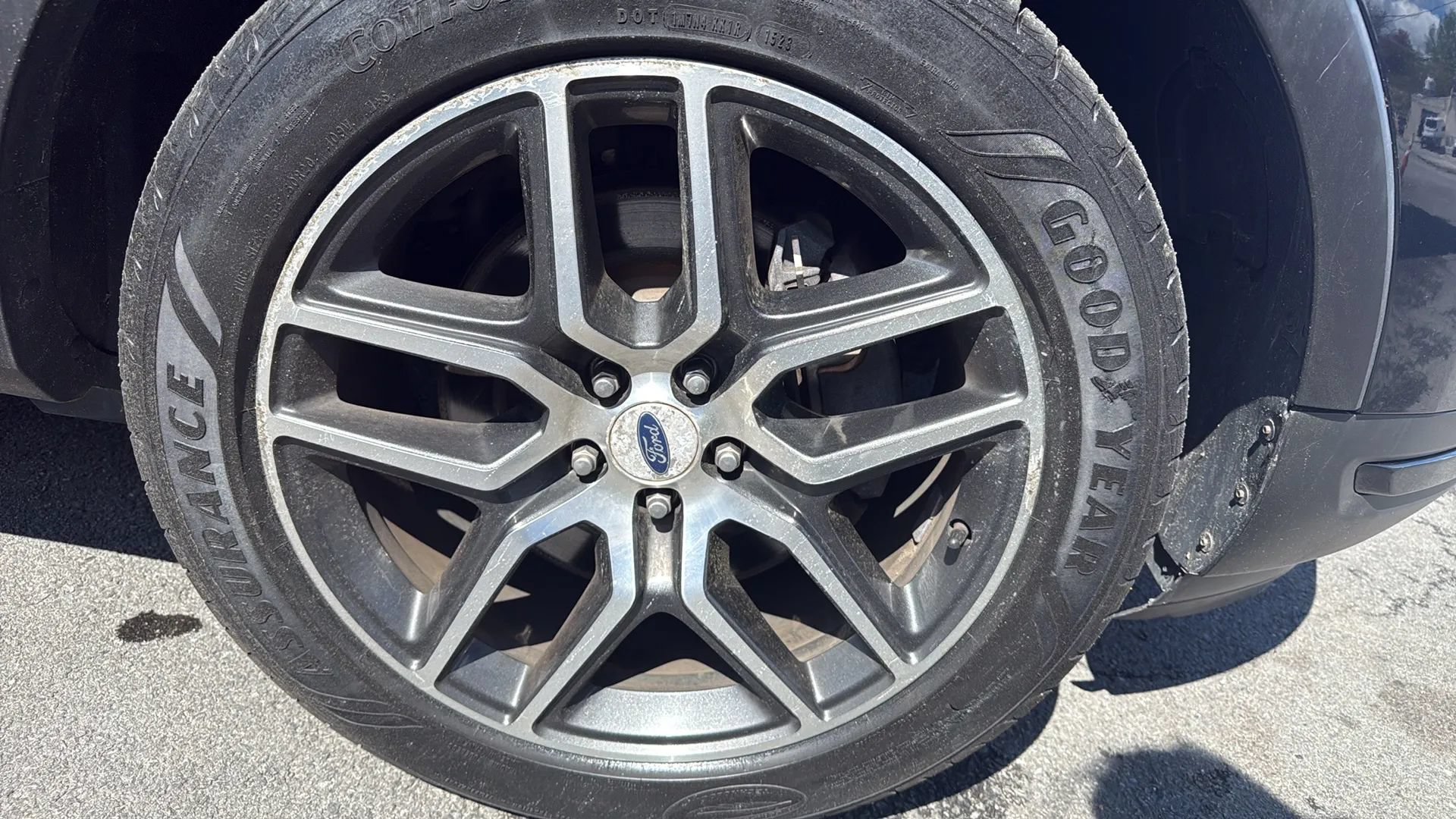 Used 2019 Ford Explorer Sport AWD/4WD image 15