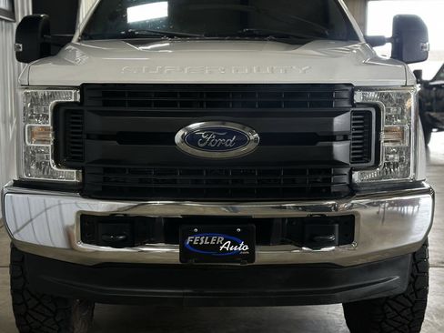Used 2019 Ford F250 XL w/ Power Equipment Group image 2