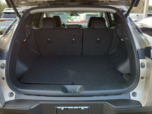 New 2026 Nissan Murano SL image 11