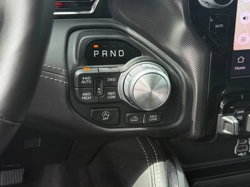 Used 2025 RAM 1500 Limited w/ Off Road Group AWD/4WD image 22