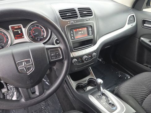 Used 2016 Dodge Journey SXT w/ Comfort/Convenience Group image 23