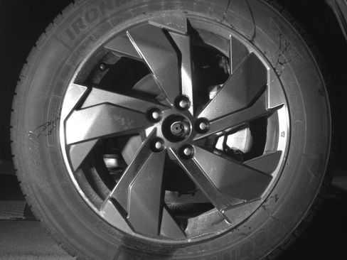 Used 2025 Nissan Rogue SV image 13