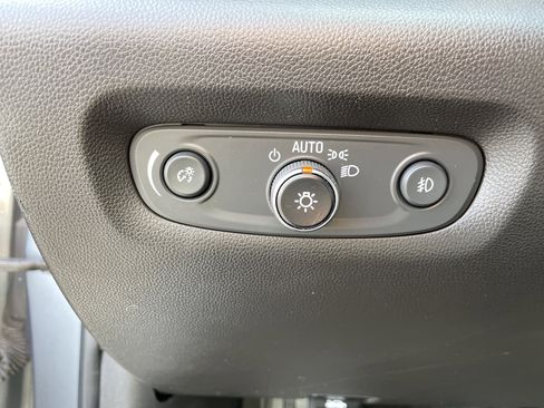Certified 2021 Chevrolet Traverse RS AWD/4WD image 33