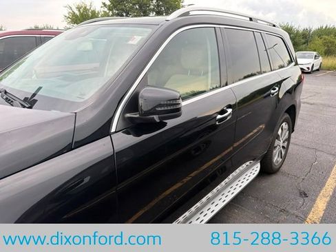 Used 2017 Mercedes-Benz GLS 450 4MATIC image 2