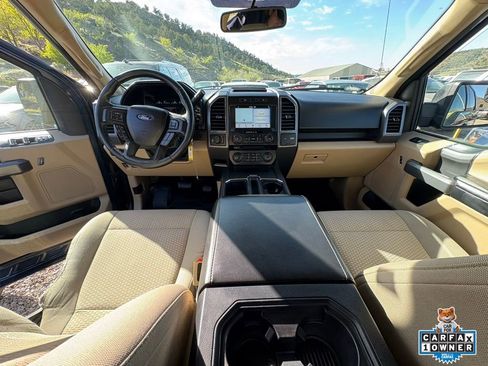 Used 2017 Ford F150 XLT w/ Equipment Group 302A Luxury AWD/4WD image 4