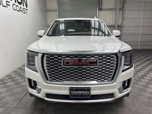 Certified 2021 GMC Yukon Denali image 4