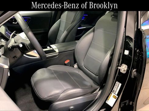 Certified 2025 Mercedes-Benz C 300 4MATIC Sedan image 7