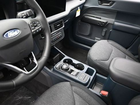 New 2025 Ford Maverick XLT w/ XLT Luxury Package image 25