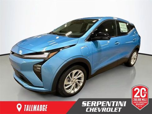 New 2027 Chevrolet Bolt LT w/ Comfort Package FWD image 1