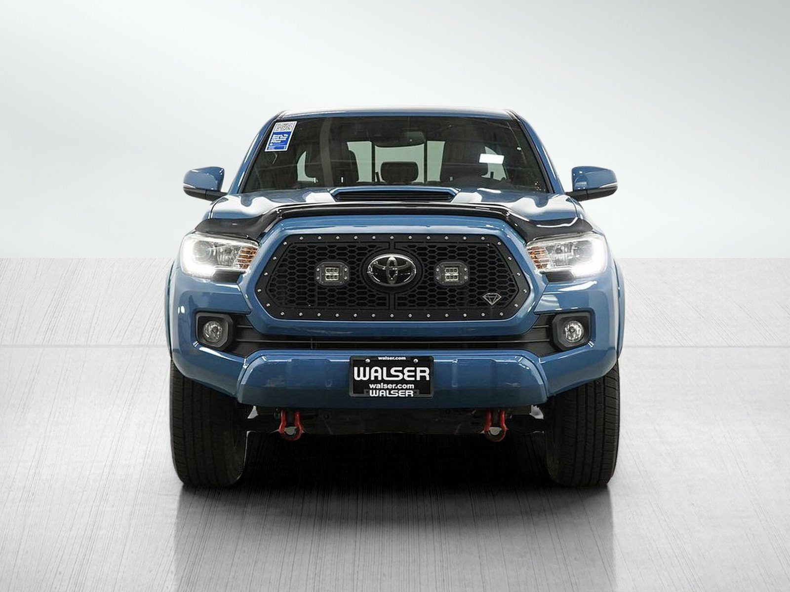 Used 2019 Toyota Tacoma TRD Sport AWD/4WD image 8