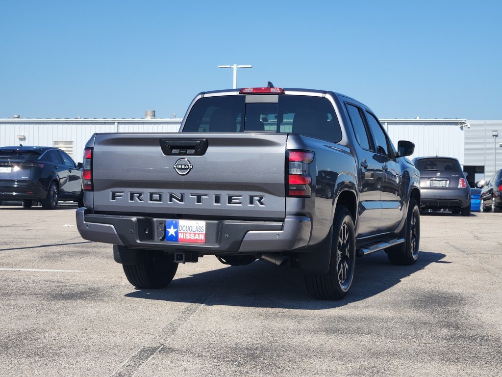 Used 2026 Nissan Frontier SV w/ All-Weather Content Package RWD image 3