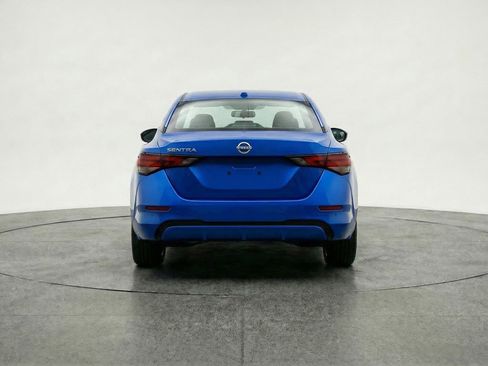 Used 2025 Nissan Sentra SV image 7