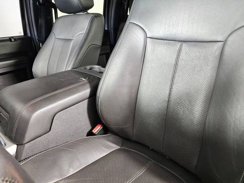 Used 2015 Ford F250 Lariat w/ Lariat Ultimate Package AWD/4WD image 24