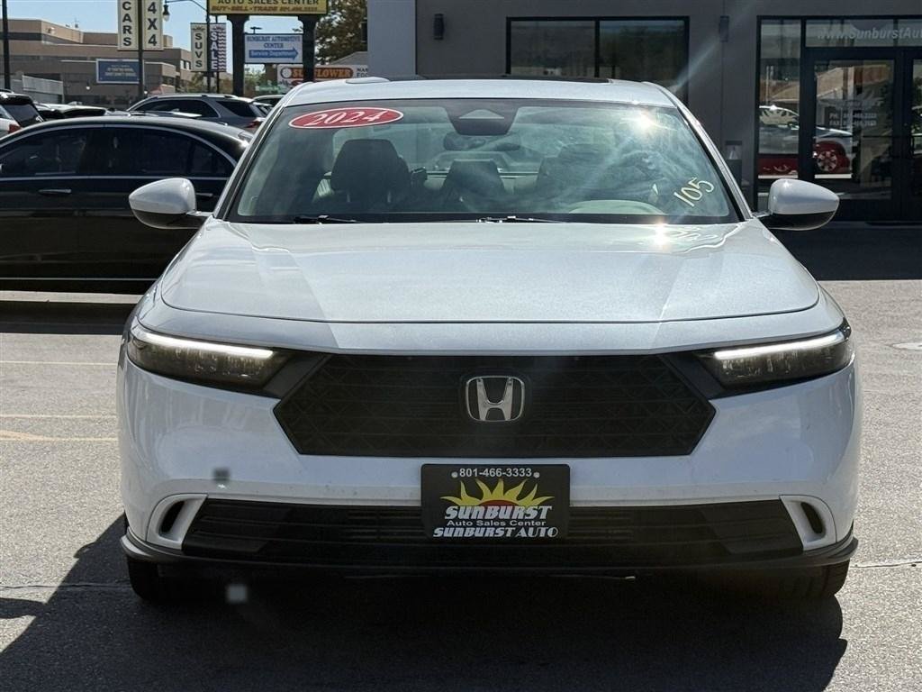Used 2024 Honda Accord EX image 2