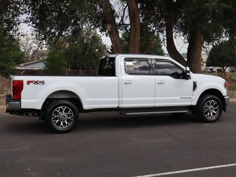 Used 2022 Ford F250 Lariat w/ Lariat Ultimate Package AWD/4WD image 4