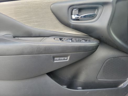 Used 2017 Nissan Murano Platinum w/ Platinum Technology Package FWD image 15