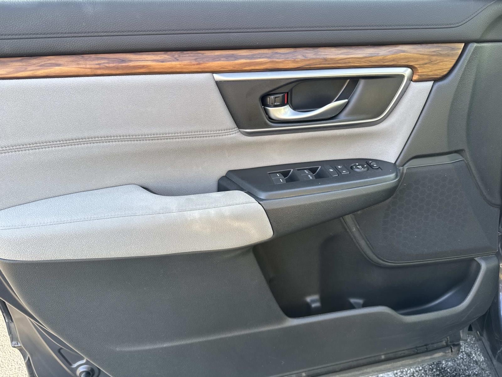Used 2018 Honda CR-V EX image 26